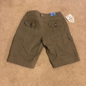 KUHL cargo shorts size 6 splash new with tags
